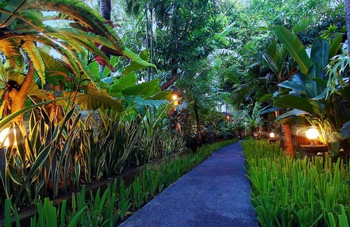 Legian City-Centre Villa | SMV - garden - 8-BR · ⭐8BR Garden Villa Walk to Beach and Shops Legian