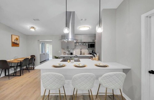 Isle of Palms House | SMV Palm Escape Retreat nr Mayo