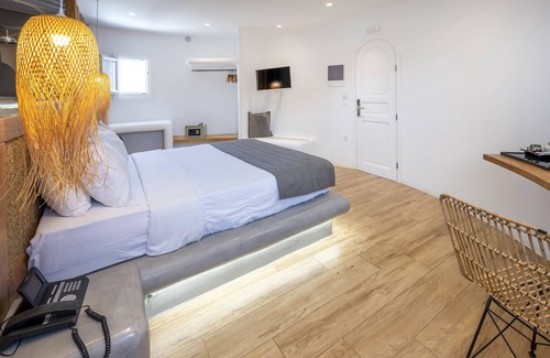 Agia Paraskevi Hotel | Smy Mediterranean White Santorini