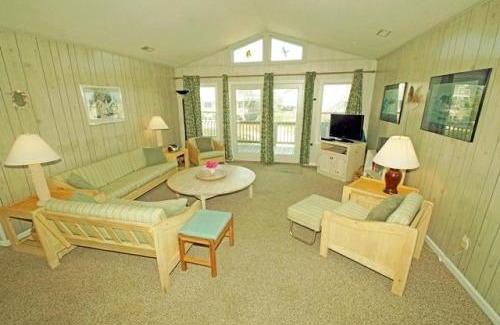 South Nags Head House | SN116- Daube