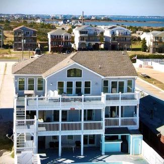 South Nags Head House | SN8023 - Pier Bliss