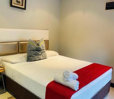 Waterfall House | SnaMel Guest House Waterfall