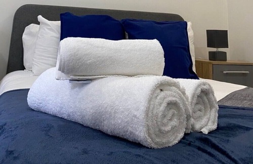 Bedford Apartment | Snapos Apartments - Platform A