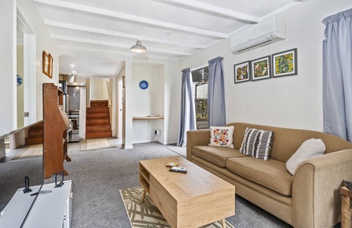 Snells Beach House | Snells Sanctuary - Snells Beach Holiday Home
