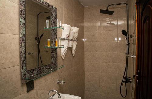 Akosombo Hotel | SNL MOUNTAIN VIEW hotel