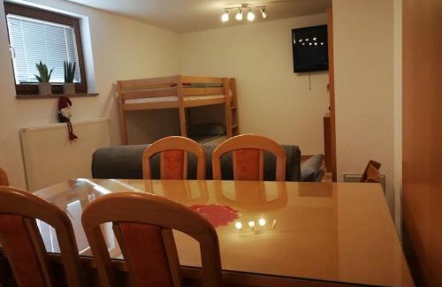 Zuzemberk Apartment | Snoopy House