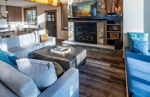 East Kootenay Cabin | Snow Creek Cabins by Fernie Lodging Co.