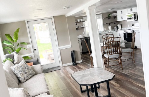 Fremont Cottage | Snow Lake (Lake James Chain) 60 ft Lakefront, Sunset View - Easy access from 69
