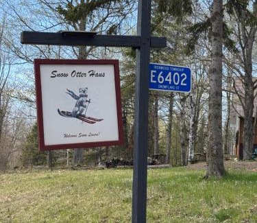 Bessemer House | Snow Otter Haus - 2