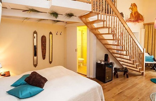 Bernkastel House | Snow Queen Romantic Room - Fairytale Hotel