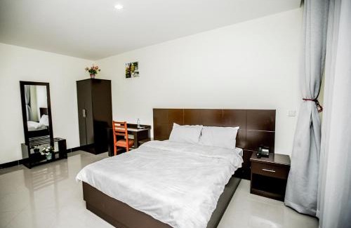 Moshi Hotel | Snow View Rau Apartments