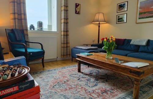 Arnol House | Snowberry Cottage
