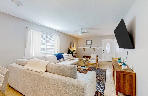 Port Orange House | Snowbird-friendly home near the beach with patio, washer/dryer, & central AC