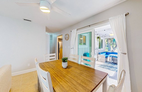 Port Orange House | Snowbird-friendly home near the beach with patio, washer/dryer, & central AC