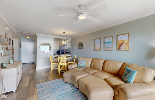 Long Beach Condo | Snowbird friendly top-floor condo with high-speed internet, ocean view balcony