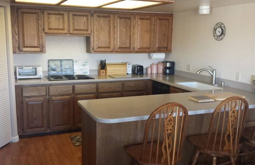 Bullhead City Condo | Snowbird Retreat Bullhead City, AZ. 2Bd 2Bth Condo Fully Furnished River View