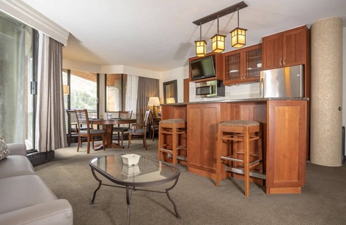 Salt Lake Mountain Resorts Condo | SNOWBIRD-SKI IN/SKI OUT-CLIFF CLUB LODGE-3RM, 3 BATH PINNACLE UNIT w/CLIFF SPA