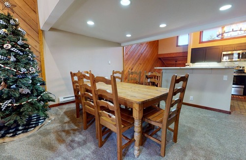 Mammoth Lakes Condo | Snowcreek III 415 Gorgeous Mountain Views, Remodeled with Washer Dryer by RedAwning
