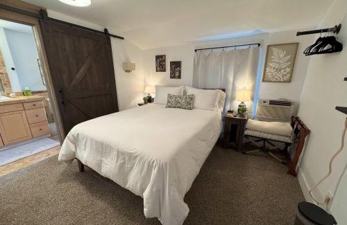Leavenworth Bed & Breakfast | Snowcreek Suite - Ponderosa