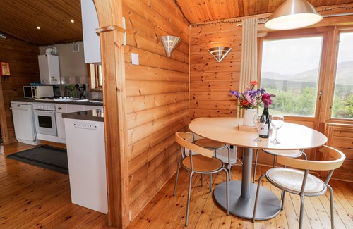 Beddgelert Cottage | Snowdon Vista Cabin