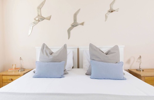 Ditchling House | Snowdrop Cottage - a beautiful cottage in the heart of Ditchling village