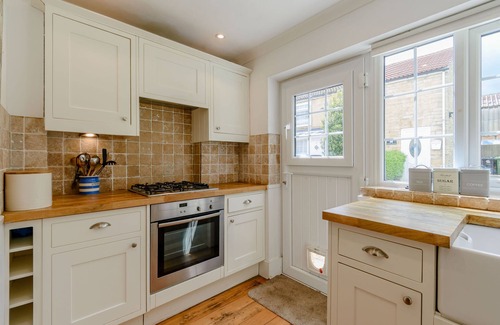 Wetherby Cottage | SNOWDROP COTTAGE, pet friendly in Clifford, West Yorkshire
