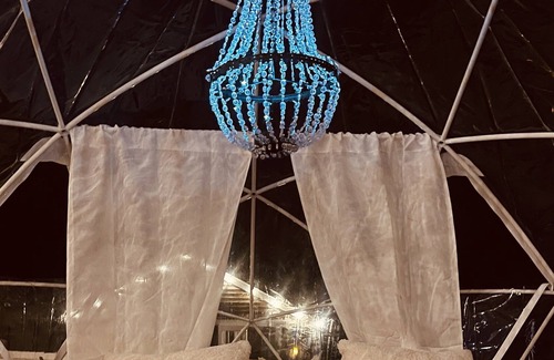 Afton House | SnowFlake Suite, SnowGlobe with hottub