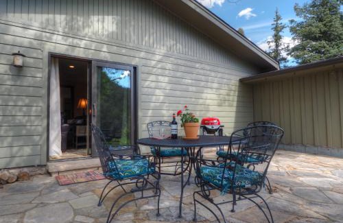Estes Park House | Snowline Vista Lodge
