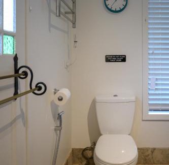 Upper Coopers Creek Apartment | Snows Creek Retreat - The Pool House