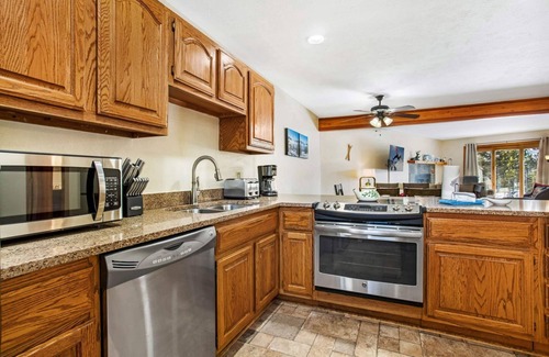 Wildernest Condo | Snowscape Retreat: Hike from Your Door, Mountain Views, Pool, Game Room, Hot Tub, Near Ski Resorts