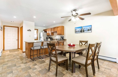 Wildernest Condo | Snowscape Retreat: Hike from Your Door, Mountain Views, Pool, Game Room, Hot Tub, Near Ski Resorts