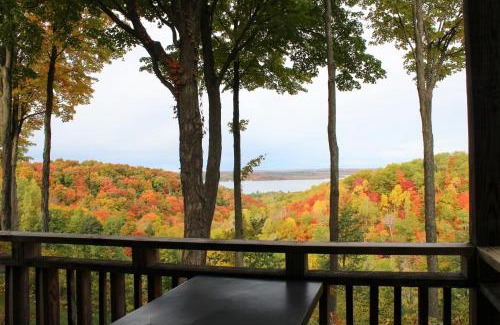 Bellaire Apartment | Snowshoe Condo