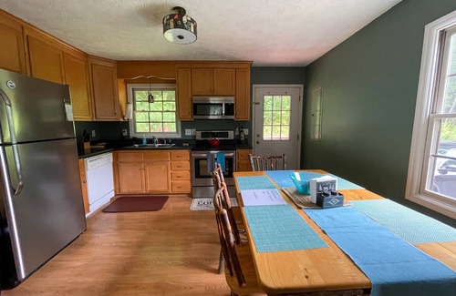 Slaty Fork House | SNOWSHOE, WV Convenient, Affordable, Mtn Views, Pet Friendly