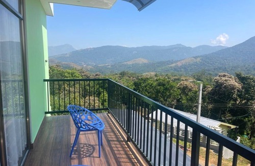 Santhanpara Apartment | Snowy Hills Santhanpara @ Idukki -A Home With Revelations Is Found In Foggy.n