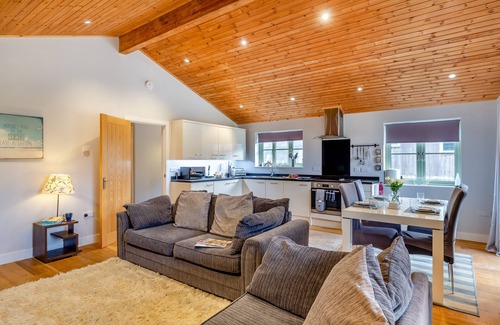 Winnard's Perch House | Snowy Owl - Two Bedroom House, Sleeps 4