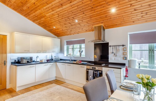 Winnard's Perch House | Snowy Owl - Two Bedroom House, Sleeps 4