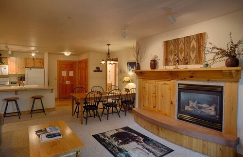 Driggs Condo | Snowy Pines Retreat: Balcony w View, Hot Tub, Close to Grand Targhee