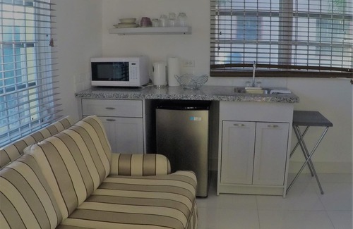 Nassau Apartment | Snug Corner