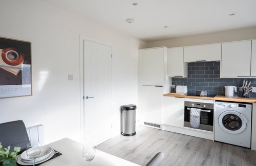 Tillicoultry House | Snug Modern Home in Tillicoultry