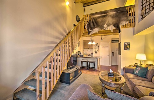 Wintergreen Apartment | Snug Wintergreen Resort Studio: Ski In & Out!