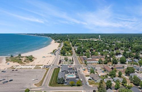 Mason County Hotel | Snyders Shoreline Inn