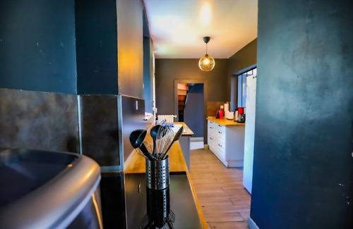 Montchevrel Villa | So Villa Gilliere (61) - Heated pool - Foot - 1h45 Paris - 30p.