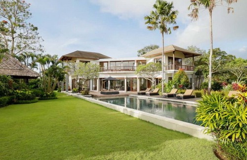 Taman Griya Villa | SO6001 - 6 Bedroom Villa in Jimbaran