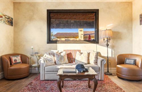 Temecula House | Soaking Tub Vineyard Views Wine Trail Access The Casita at Vines Estate by AvantStay