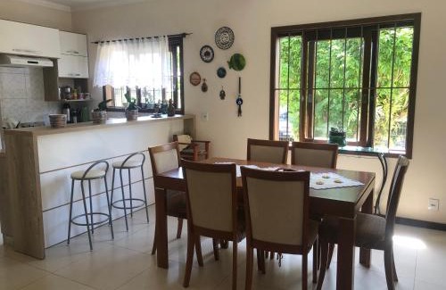 Torres House | Sobrado aconchegante