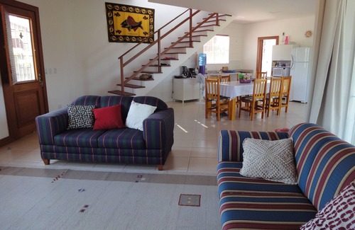 Campeche Norte House | Sobrado NEW in a quiet street, close to the beach. Accommodates 12 people.