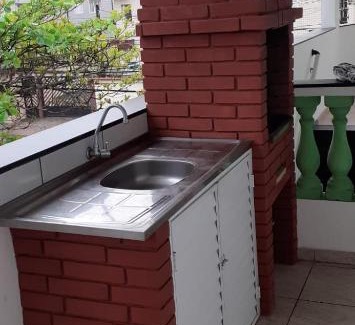 Praia dos Sonhos House | Sobreloja 50m da praia c/garagem