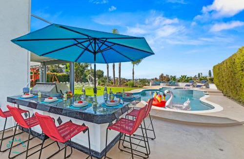 Mira Costa House | SoCal Gem Pool, Spa, Games, and Scenic Views