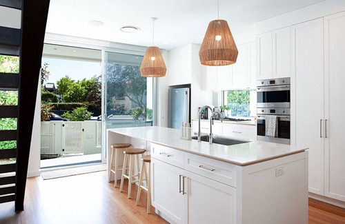 Clovelly House | SoCal House Clovelly IH