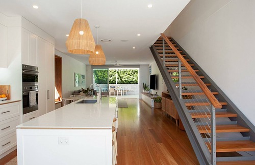 Clovelly House | SoCal House Clovelly IH